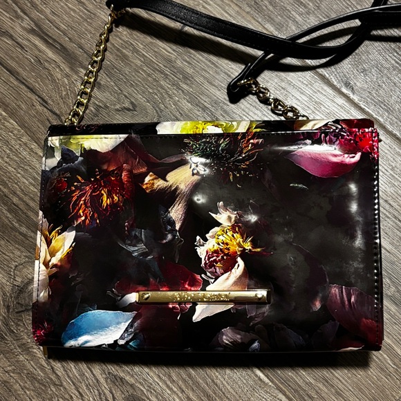 Betsey Johnson Floral Black Bow Women's Crossbody - Picture 4 of 11